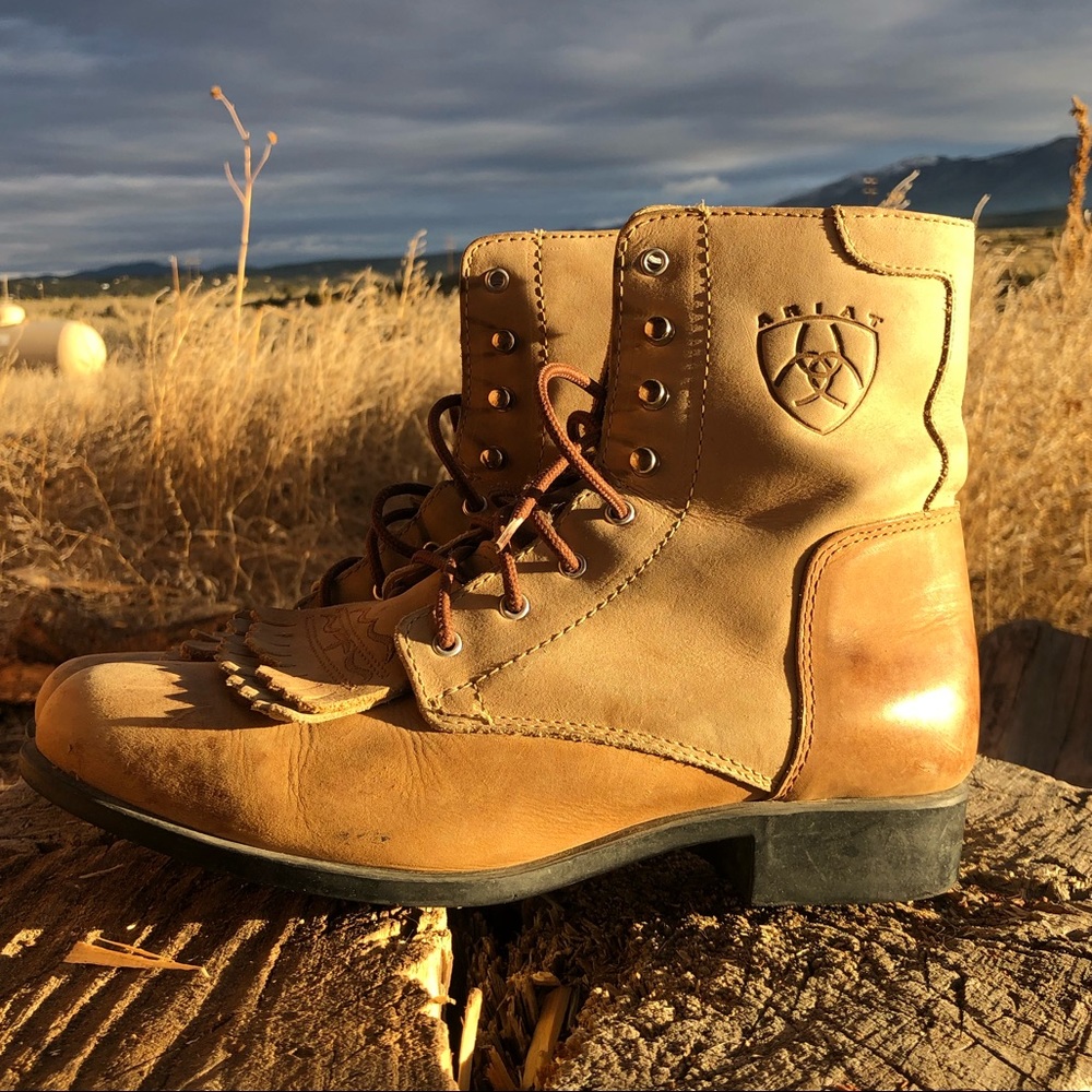 Ariat Lace-up western boots size 7.5